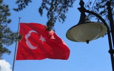 У Туреччині напали на посольство Ізраїлю: з'явилися фото і відео