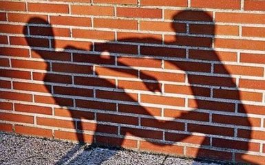 Вот он, "русский мир": сеть поразило жестокое избиение школьницы в России