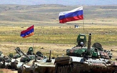 На окупованому Донбасі перебуває до 4 тис. російських військових - Жебрівський