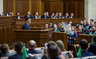 Офис Зеленского всколыхнуло еще одно громкое увольнение