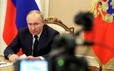 У Путіна б'ють на сполох через можливу гуманітарну катастрофу в Криму