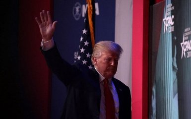 США розсекретили шокуючий компромат на Трампа по Україні