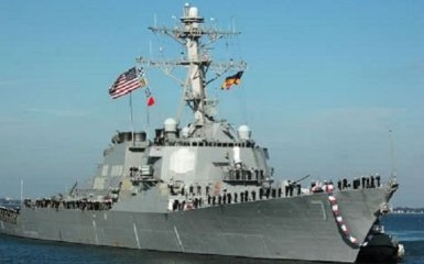 Ракетний есмінець ВМС США терміново увійшов у Чорне море - що сталося