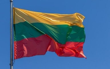 Литви закликає заборонити в’їзд росіян на рівні ЄС