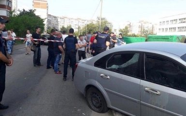 В Киеве произошел вооруженный конфликт между нардепом и горожанами: появилось видео