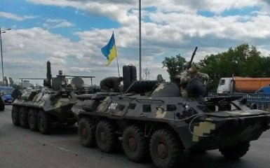 На дорогах Украины колонны боевой техники: появилось объяснение
