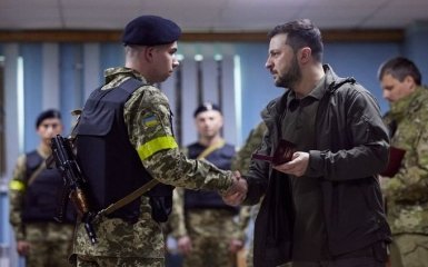 Зеленський побував на передових позиціях ЗСУ на Харківщині