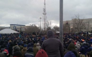 Активісти влаштували масштабний протест поряд із російською військовою базою у Вірменії