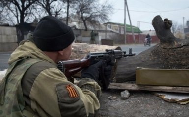 Бойовики на Донбасі стріляють з житлових кварталів: з'явилося відео