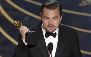 ДиКаприо чуть не потерял только что полученный Оскар: опубликовано видео