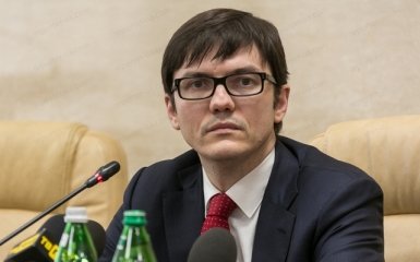 Заява Абромавічуса "струсонула політичну еліту" - Пивоварський