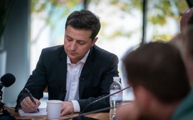 Зеленський пригрозив слугам народу - дав депутатам один рік