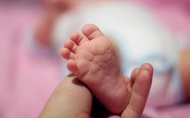 У Фінляндії вперше чоловік народив дитину