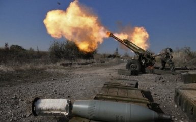 Боевики ДНР накрыли минами Авдеевку, горят дома