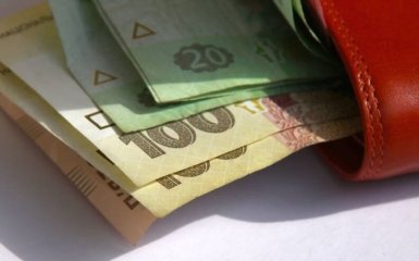 У Кабміні відповіли, як змінеться зарплата українців у 2020 році