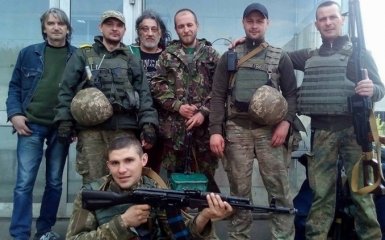 Народ переляканий, а молодь веселенька: український музикант розповів про фронтовий Донбас