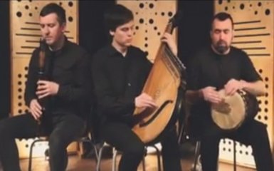 Украинские музыканты исполнили хит Джамалы на бандуре: опубликовано видео