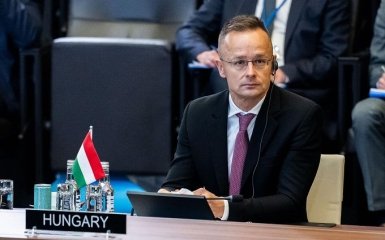 Глава МЗС Угорщини обурився запрошенню Кулеби на зустріч НАТО