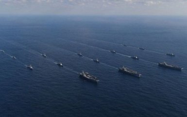 Авіаносці США провели навчання неподалік від КНДР: з'явилося відео