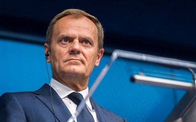 Із пекла до раю: Туск вирішив заступитися за Трюдо