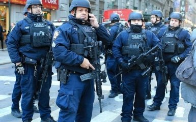 Теракт на автовокзалі в Нью-Йорку: з'явилися подробиці і відео