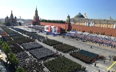 На парад в Москву 9 мая приедет только один зарубежный президент. Кремль уже оправдывается