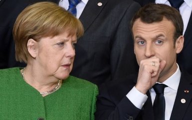 Макрон і Меркель виступили з екстреною заявою після рішення Путіна щодо дипломатів ЄС