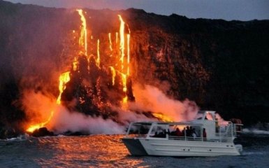 На Гавайях массовая эвакуация из-за извержения вулкана Килауэа: опубликовано шокирующее видео