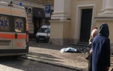 У Львові брила льоду вбила жінку: з'явилося фото з місця трагедії