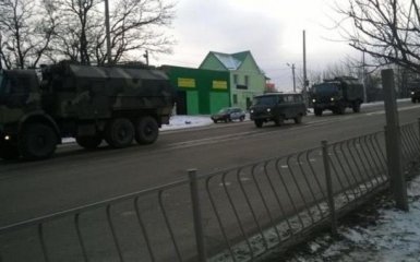 В окупований Крим йде нова військова техніка Росії: з'явилися фото