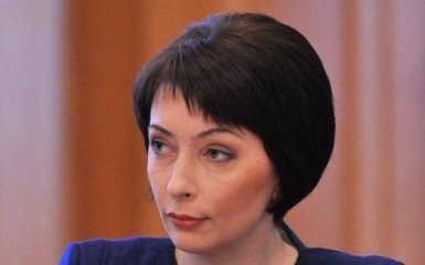 Одиозную экс-чиновницу Януковича уличили в неграмотности
