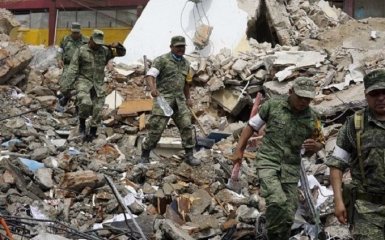 Мощное землетрясение в Мексике: около сотни погибших
