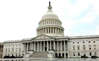 У Конгресі США хочуть з’ясувати, чи тисне Трамп на Зеленського