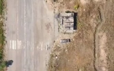Опубліковано відео потужних авіаударів по позиціях бойовиків на Донбасі