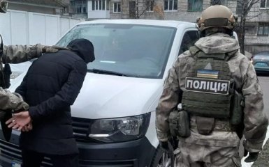 Нацполіція упіймала небезпечного росіянина, пов'язаного з "ІДІЛ"
