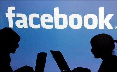 Уволенная экс-сотрудница Facebook готова разоблачить преступления компании