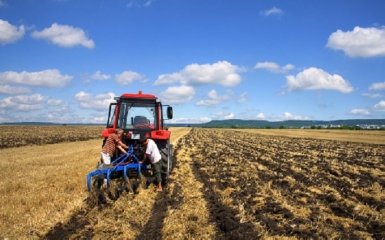 Эксперты призывают украинские агрокомпании готовиться к техническим дефолтам