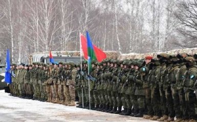 Таджикистан та Киргизстан екстрено відправляють своїх військових в Казахстан