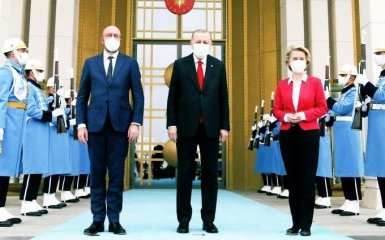 Глава Евросовета оправдался за устроенный Эрдоганом скандал со стулом