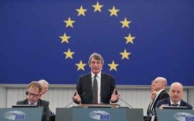 Євросоюз скликає терміновий саміт через Білорусь та Нагірний Карабах