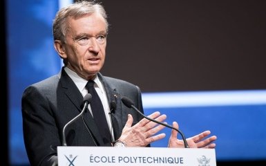 Больше не Илон Маск. Forbes назвал самого богатого человека мира