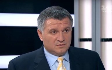 Аваков рассказал о пожаре на "Интере": появилось видео