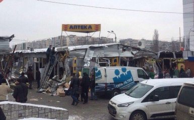 Появились видео разгромленного рынка в Киеве