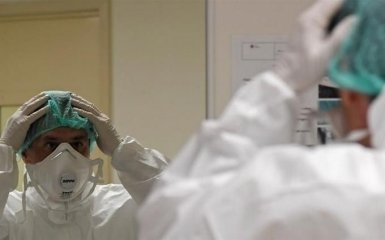 МОЗ предупредило о перегруженном уровне госпитализаций с коронавирусом