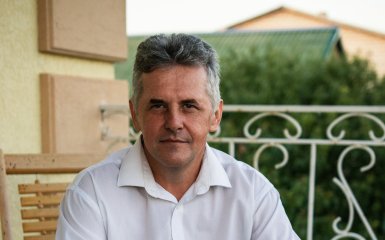 Александр Яковлев