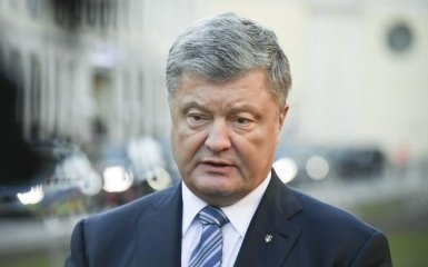 Штаб Порошенко: хай Зеленський вибачиться, що назвав Україну порноактрисою з німецьких кінофільмів