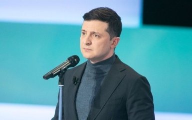 Зеленский безотлагательно пришел в Раду и обратился к нардепам - что происходит