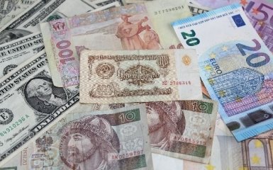 Курс рубля падає після заяви замглави МЗС РФ про рішення США та НАТО