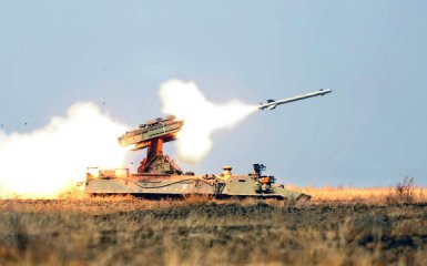 Силы ПВО сбили 4 ракеты во время атаки РФ на Украину