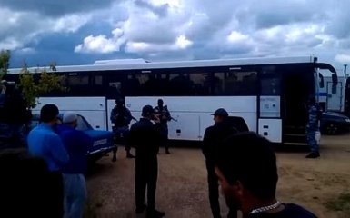 З'явилося відео інциденту з окупантами в кримській мечеті